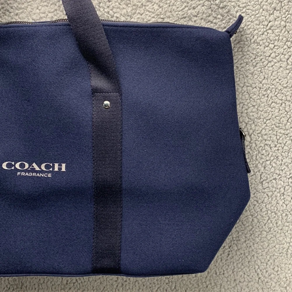 Coach Duffel Bag Large Navy Travel Gym‎ Weekender Tote Fragrance Promo NWT - Picture 7 of 13